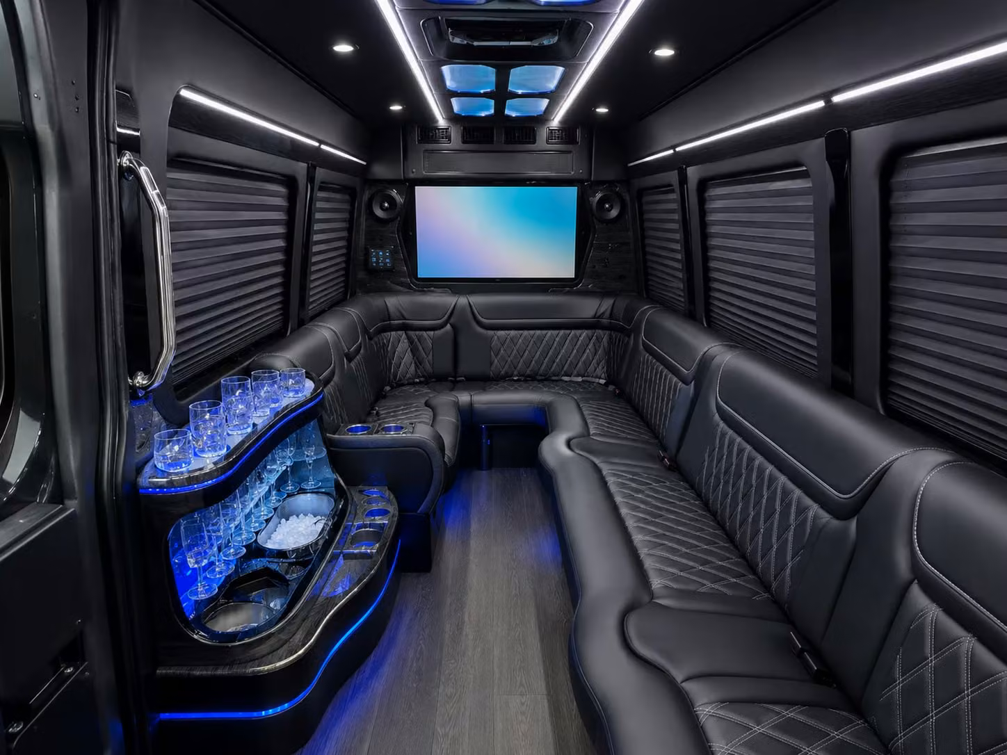 airport transfers and cruise shuttles for chesapeake wedding guests