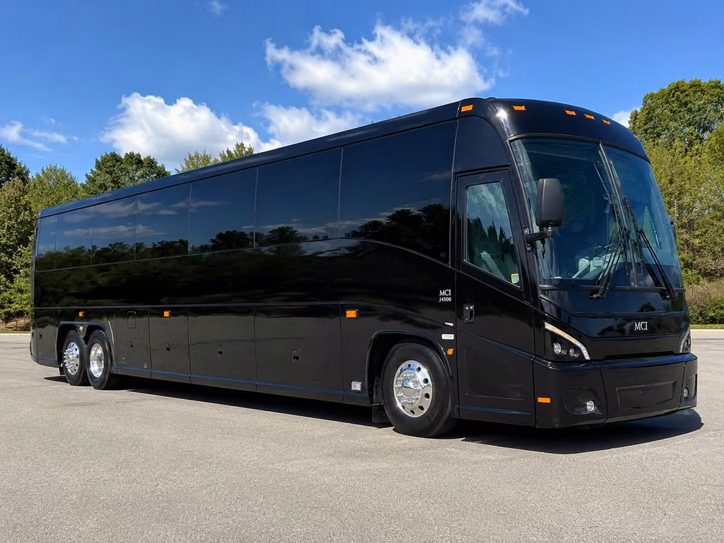 chesapeake wedding guest shuttle services that keep your big day on schedule